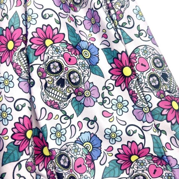 Charlie's Project Day Of The Dead Skulls Dress - Picture 2 of 6